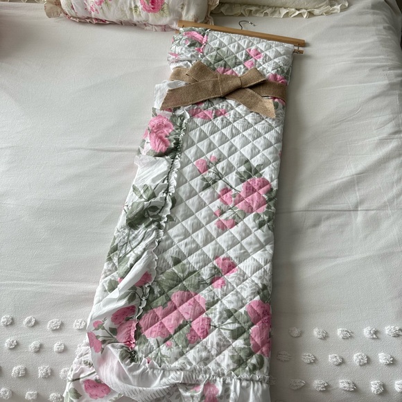 Shabby Chic style quilted blanket - Picture 1 of 4